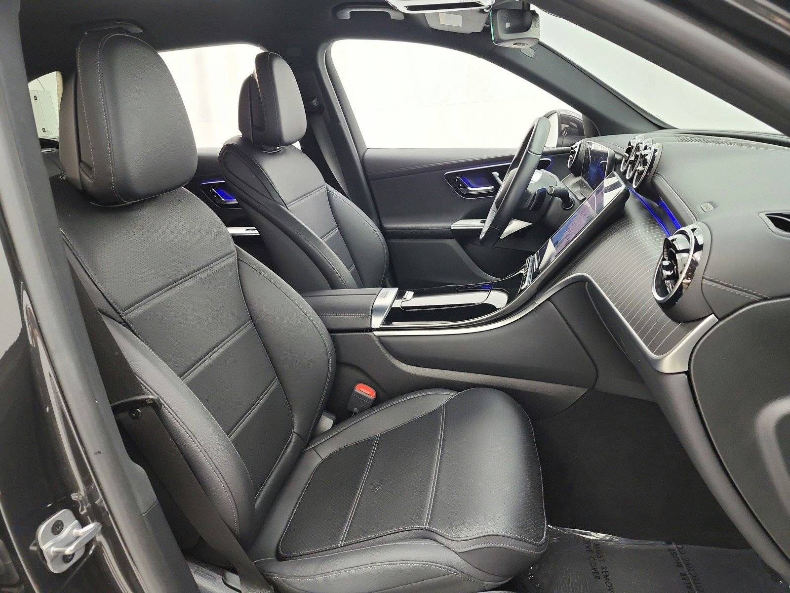 Used 2024 Mercedes-Benz GLC 300 image 18