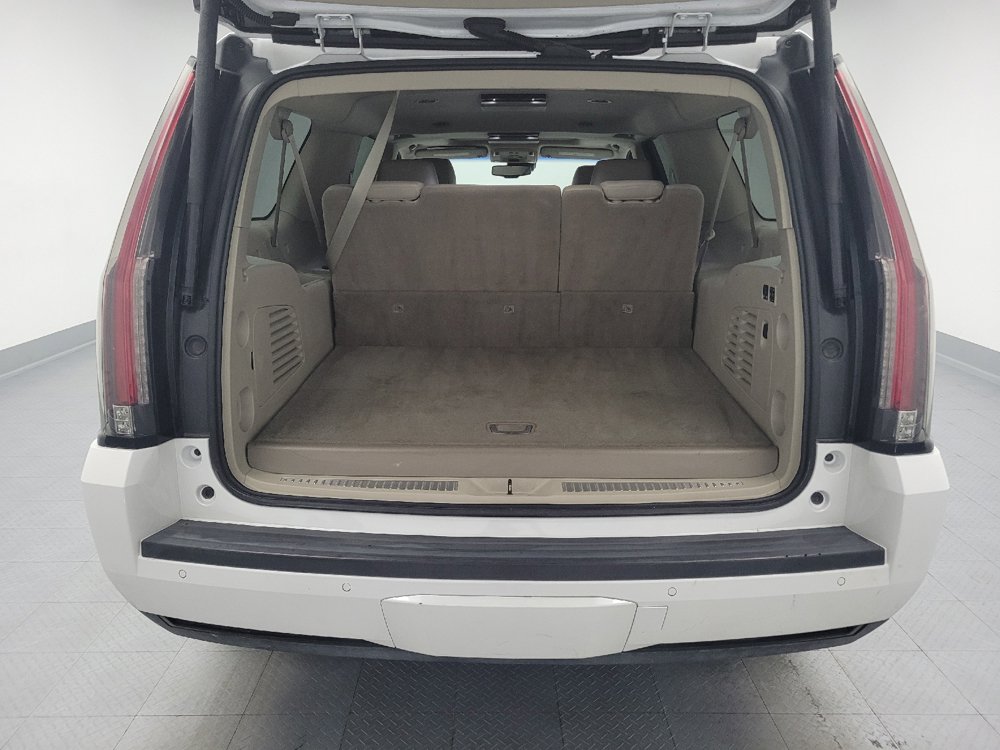 Used 2016 Cadillac Escalade ESV Premium AWD/4WD image 29