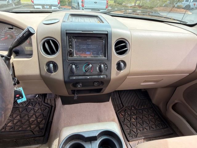 Used 2007 Ford F150 XLT image 2
