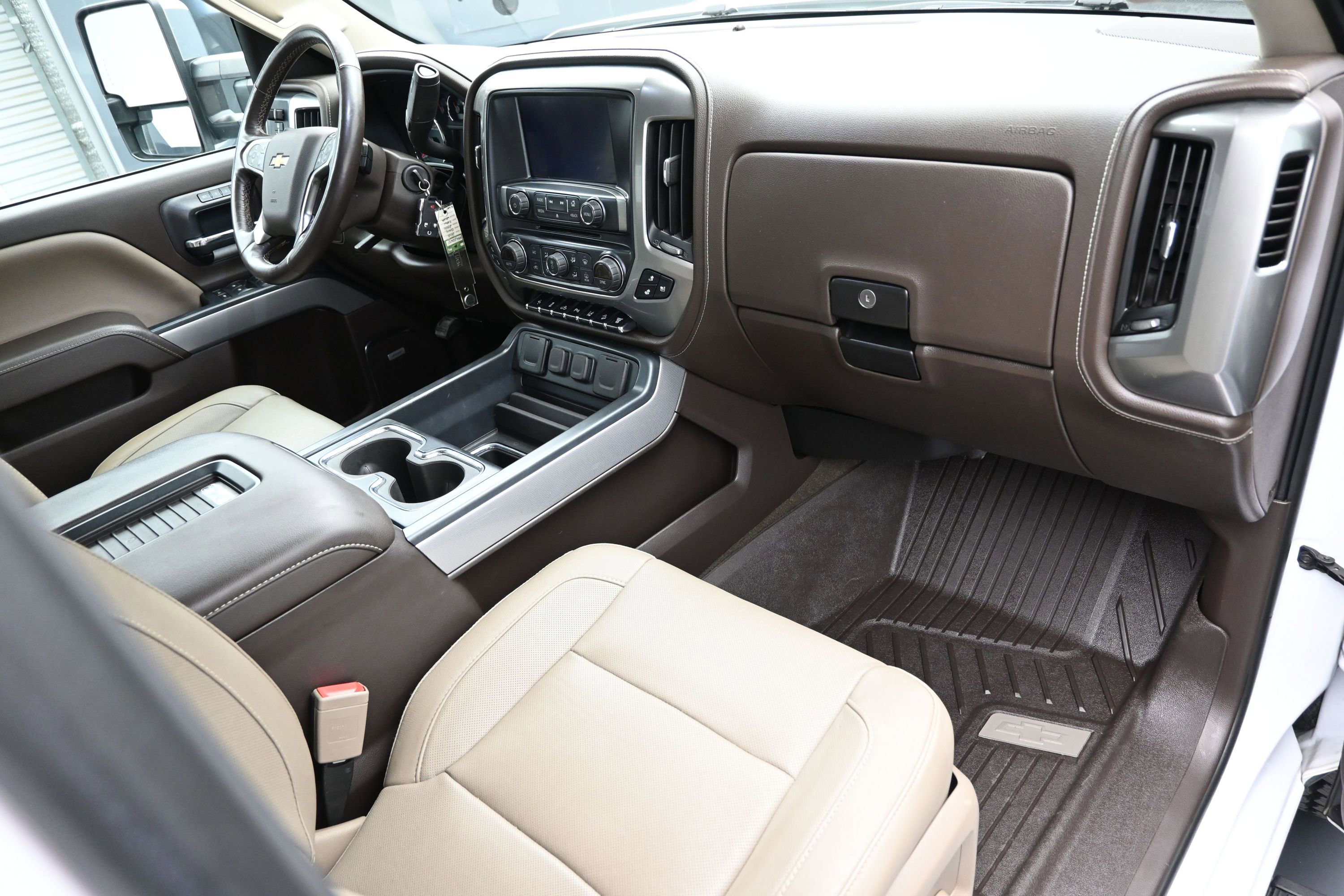 Used 2018 Chevrolet Silverado 2500 LTZ w/ Duramax Plus Package AWD/4WD image 37