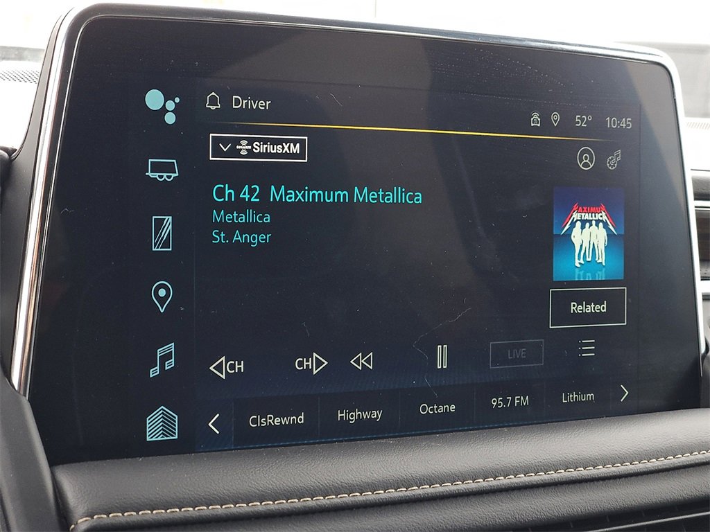 Used 2023 Chevrolet Suburban Premier image 17