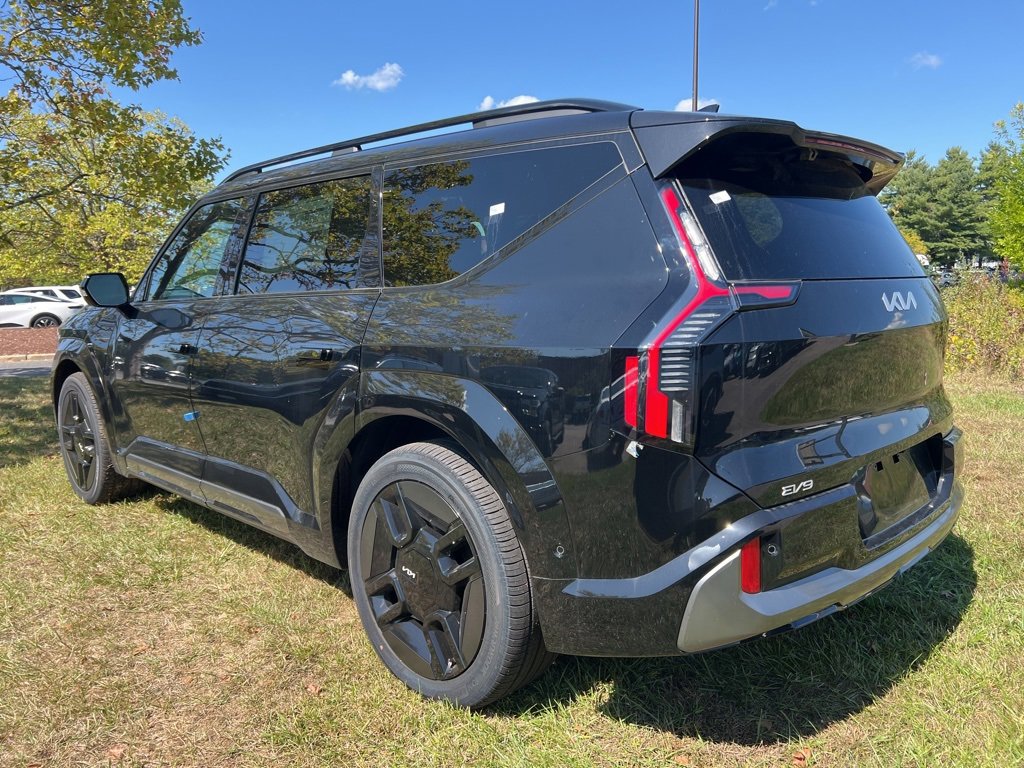 New 2026 Kia EV9 GT-Line image 2