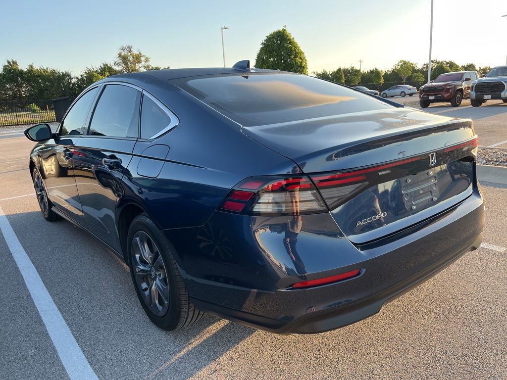 Used 2023 Honda Accord EX image 4