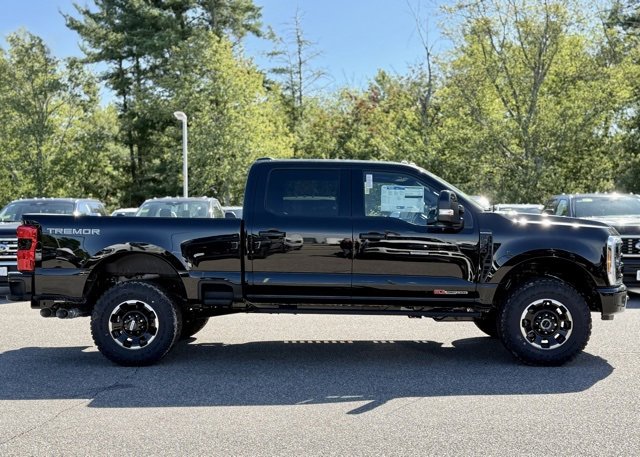 New 2026 Ford F250 Platinum image 3