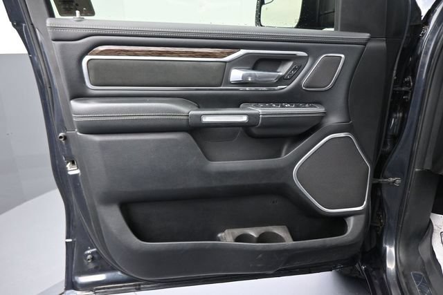 Used 2019 RAM 1500 Laramie AWD/4WD image 27