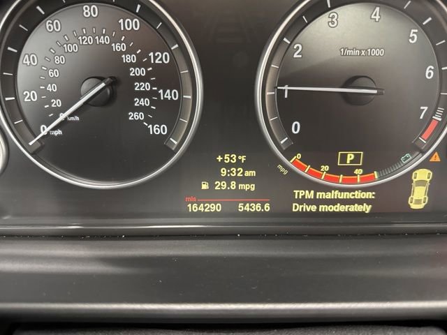 Used 2011 BMW 528i Sedan image 30