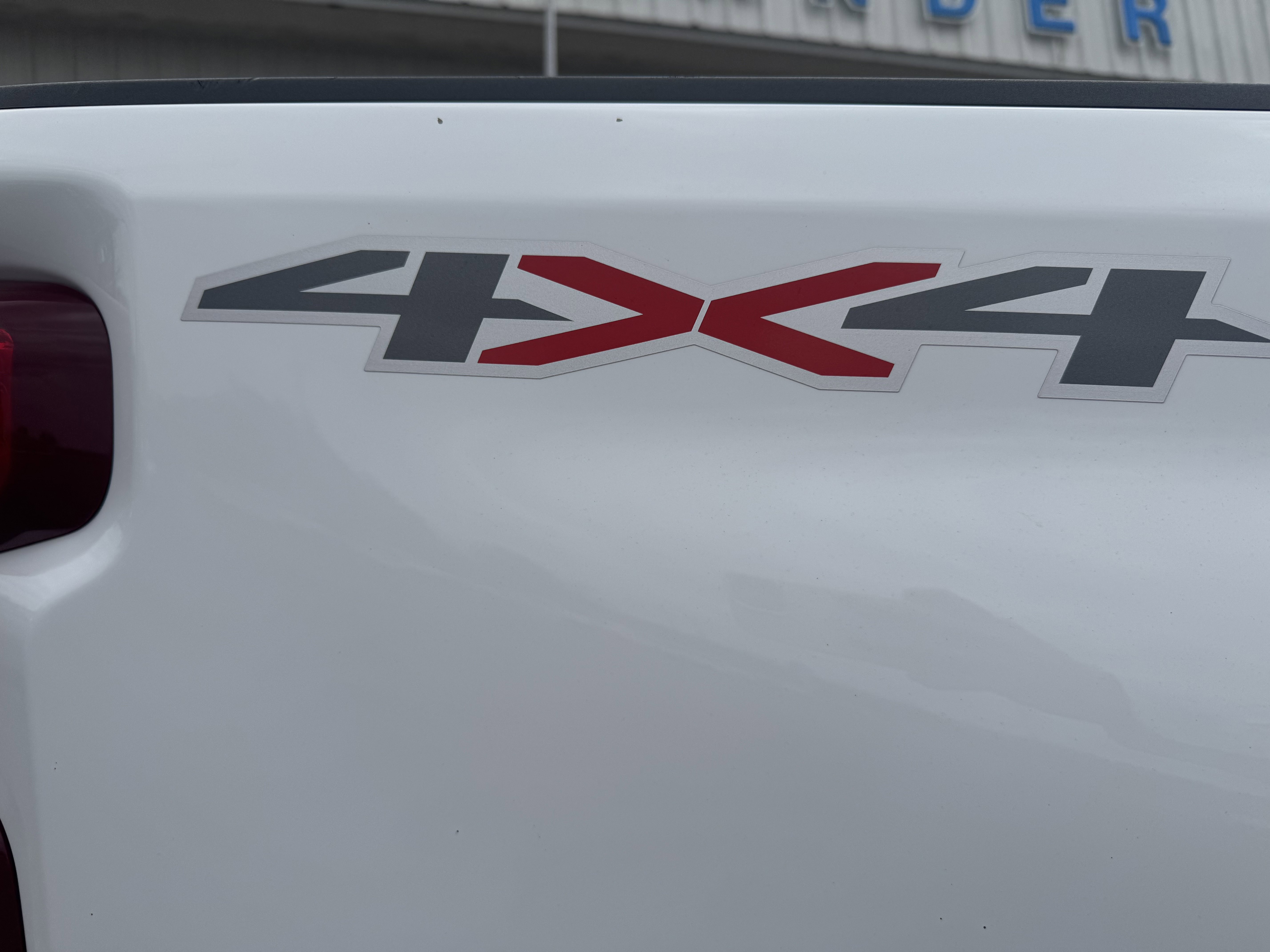 Used 2025 Chevrolet Silverado 2500 Custom w/ Custom Convenience Package image 2