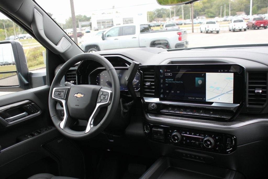 New 2026 Chevrolet Silverado 3500 LTZ w/ LTZ Plus Package image 9