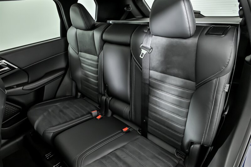 New 2026 Mitsubishi Outlander SE AWD/4WD image 14