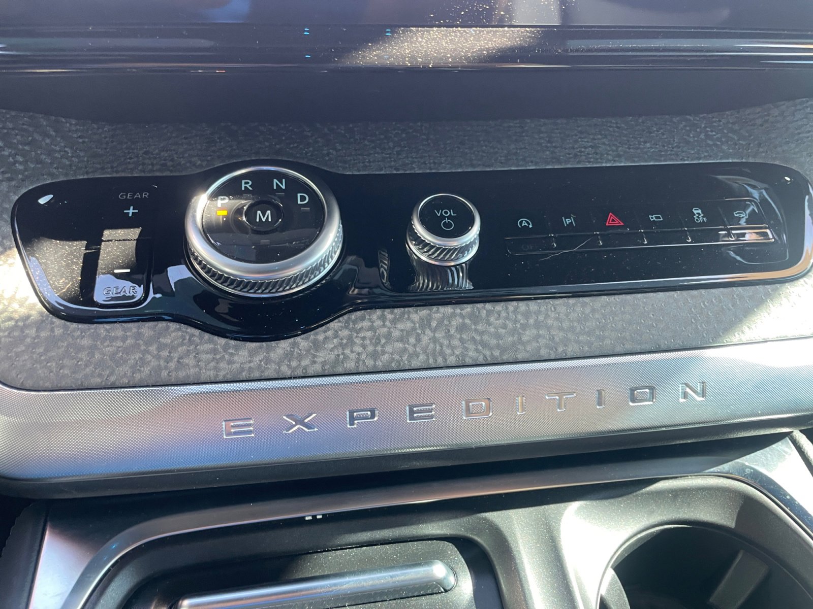 Used 2025 Ford Expedition Tremor AWD/4WD image 26