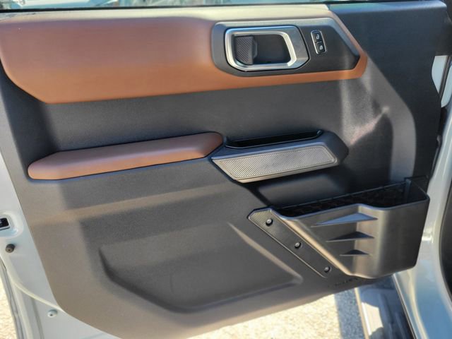 Used 2023 Ford Bronco Outer Banks image 15