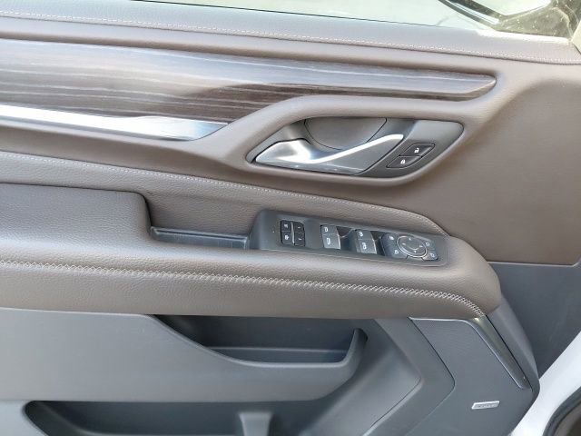 Used 2022 GMC Yukon XL Denali AWD/4WD image 30