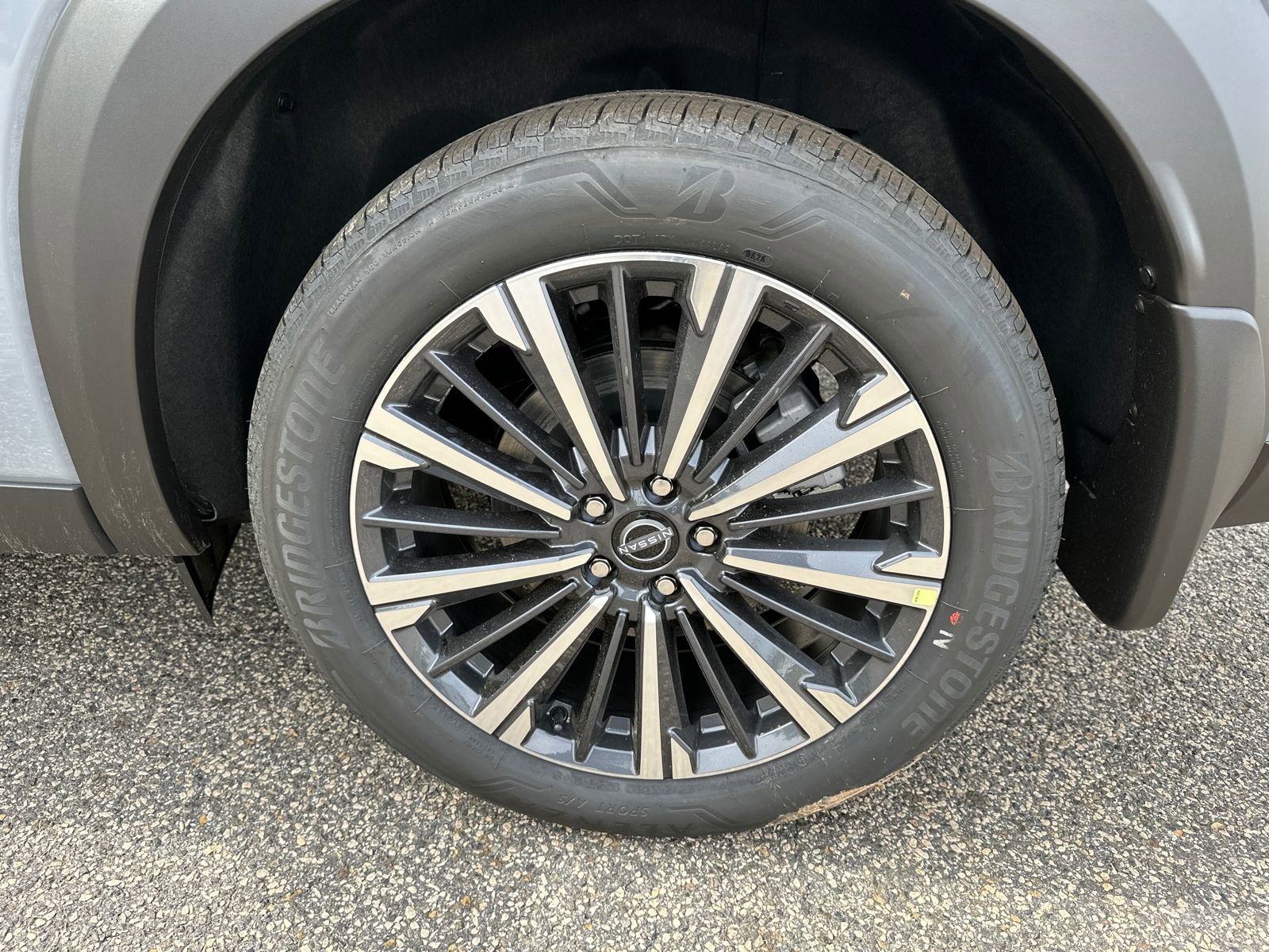 New 2026 Nissan Pathfinder Platinum image 19