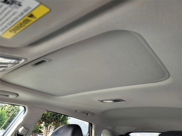 Used 2022 Kia Niro EX Premium image 11