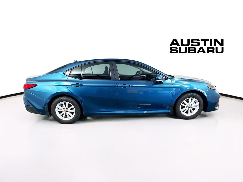 Used 2025 Toyota Camry LE w/ Convenience Package FWD image 8