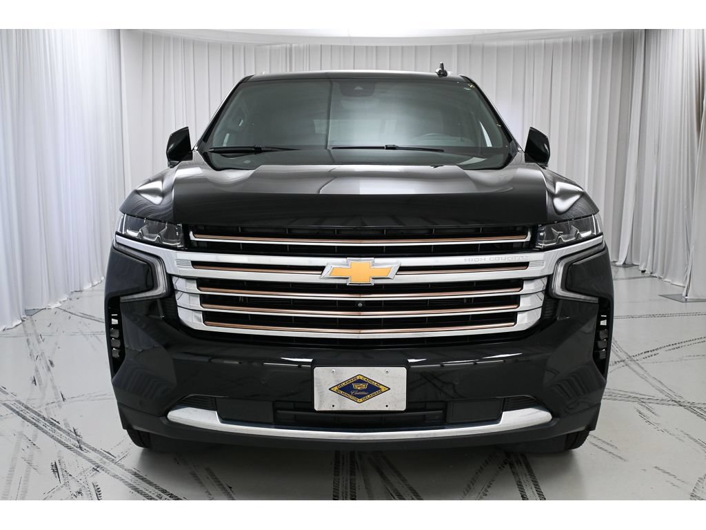 Used 2023 Chevrolet Tahoe High Country AWD/4WD image 3