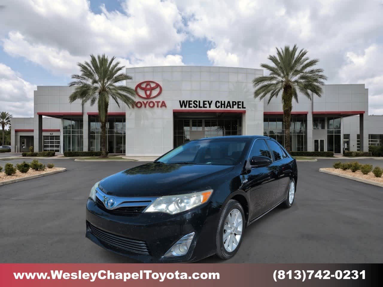 Used 2013 Toyota Camry XLE FWD image 1