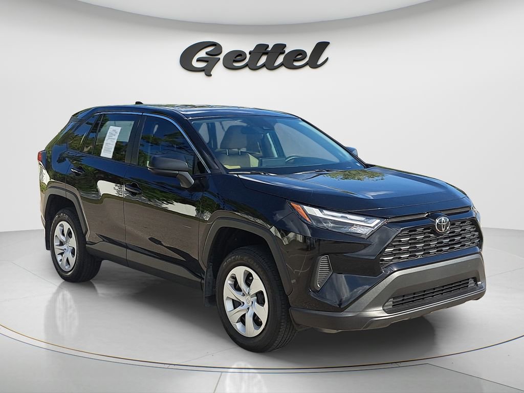 Certified 2025 Toyota RAV4 LE FWD image 3