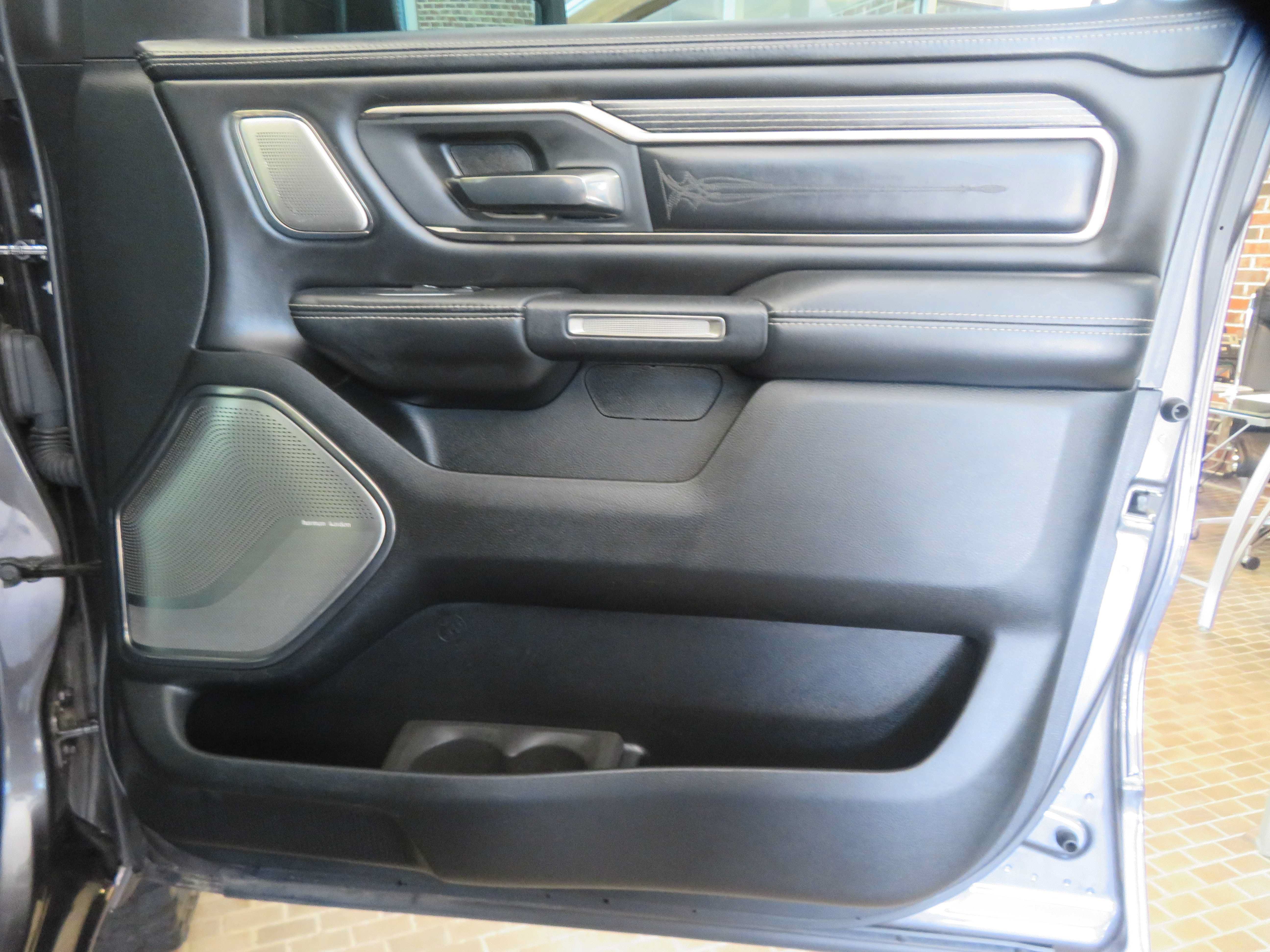 Used 2020 RAM 1500 Limited AWD/4WD image 23