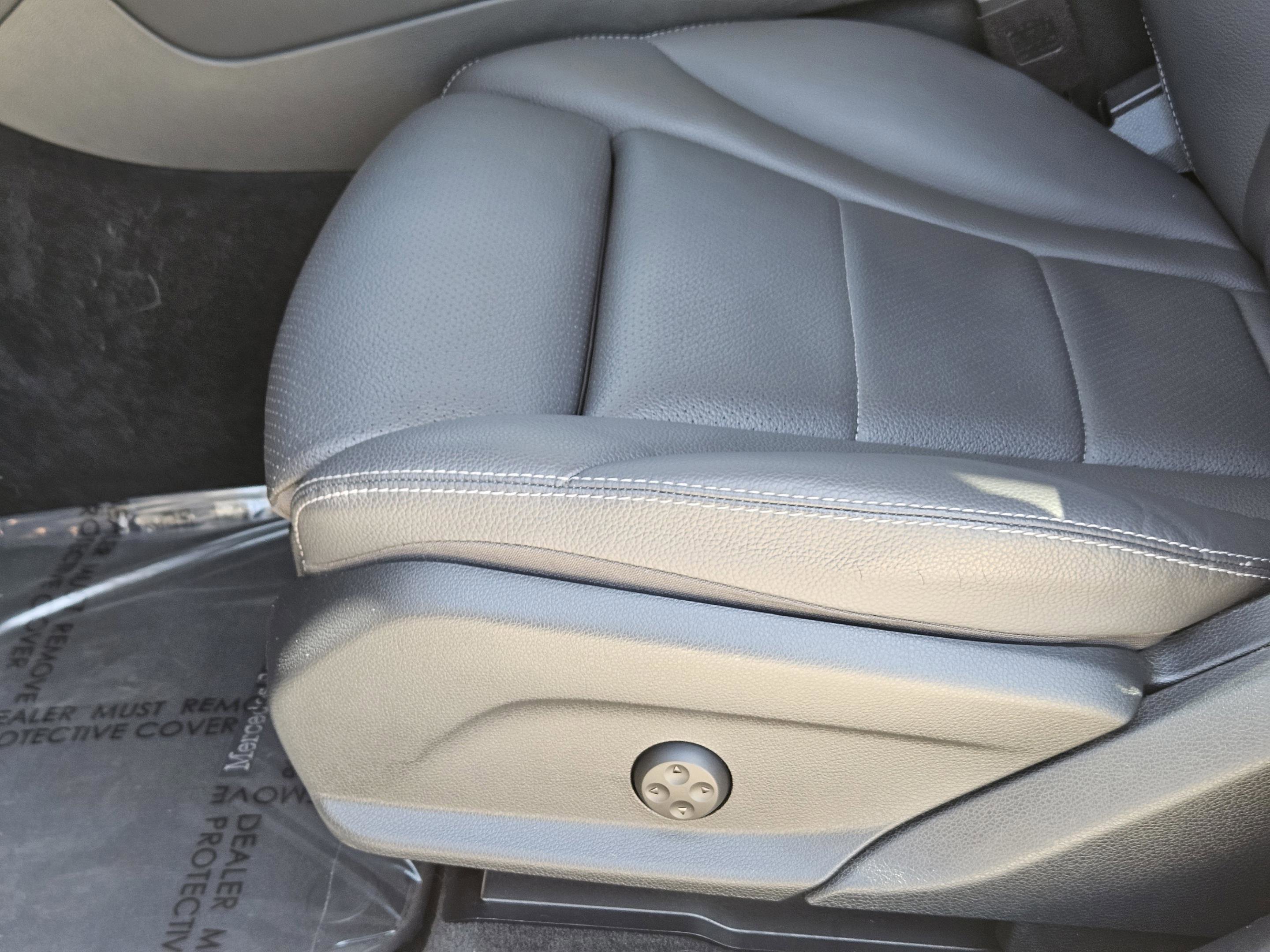 Certified 2021 Mercedes-Benz GLC 300 image 23