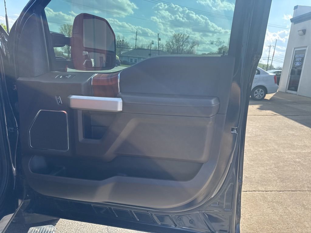 Used 2022 Ford F350 King Ranch w/ King Ranch Ultimate Package AWD/4WD image 41