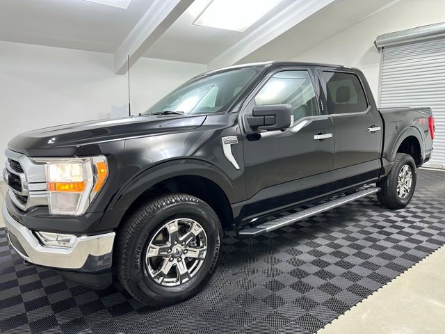 Used 2023 Ford F150 XLT w/ Equipment Group 301A Mid image 3