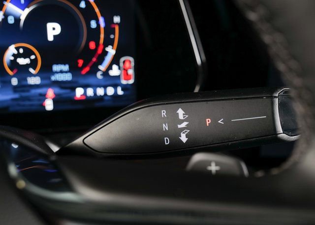 Used 2025 Chevrolet Tahoe LT w/ Comfort Package image 21