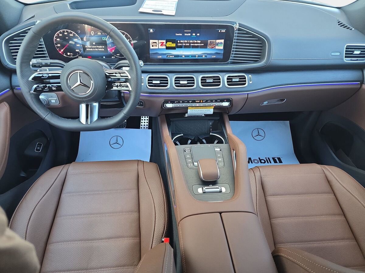 New 2026 Mercedes-Benz GLS 450 4MATIC image 9