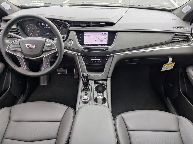 New 2026 Cadillac XT5 Sportv w/ LPO, Floor Liner Package AWD/4WD image 14