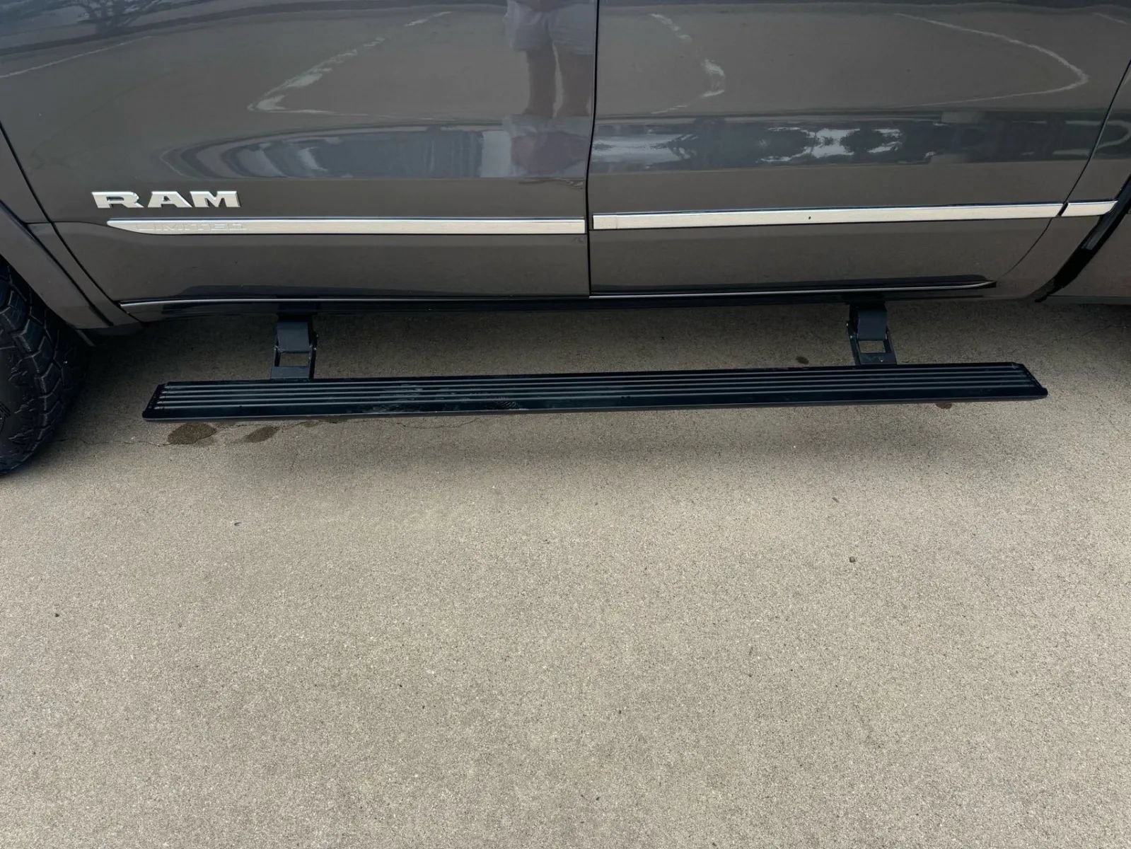 Used 2019 RAM 1500 Limited AWD/4WD image 14