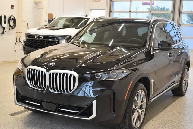 New 2026 BMW X5 xDrive40i w/ Premium Package AWD/4WD image 9