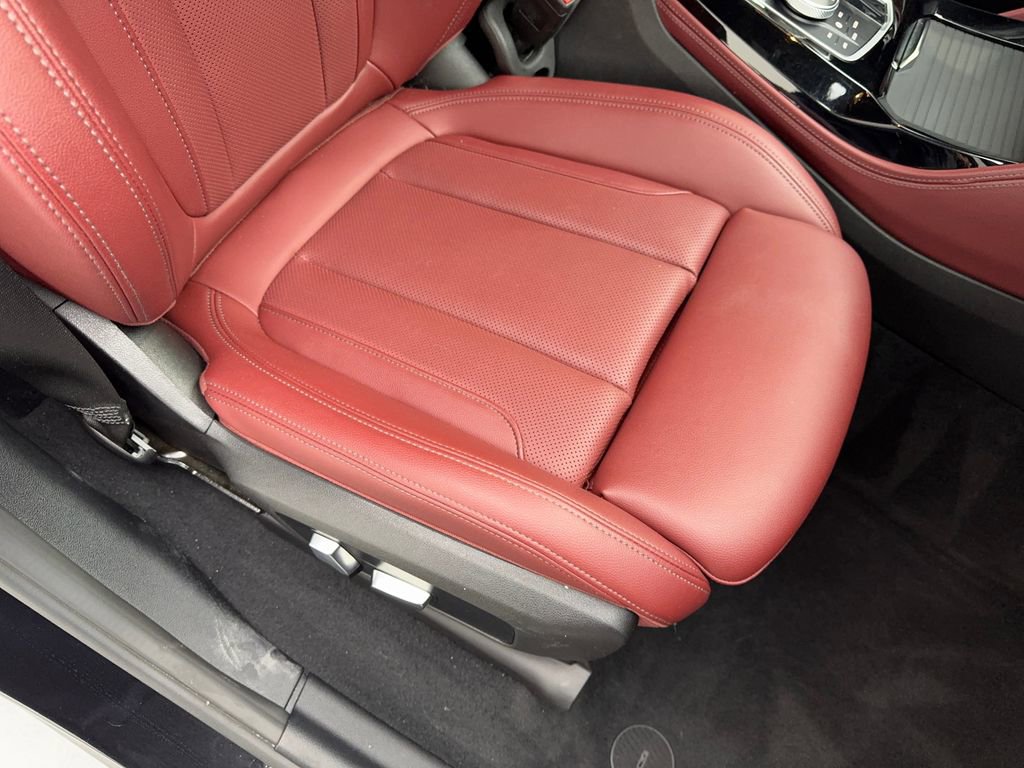 Used 2023 BMW X4 xDrive30i w/ Convenience Package image 46