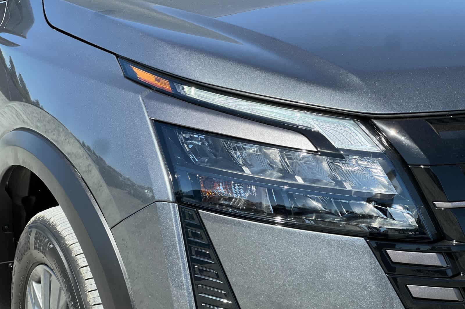 New 2026 Nissan Pathfinder SV AWD/4WD image 32