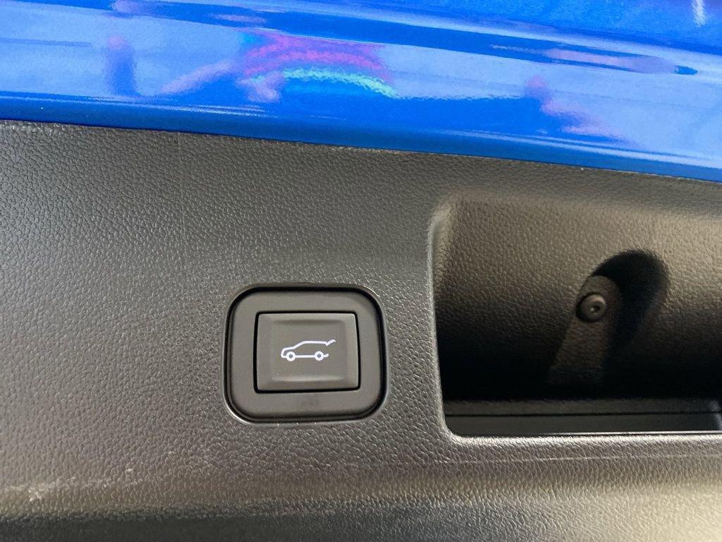 New 2026 Chevrolet Equinox EV LT image 8