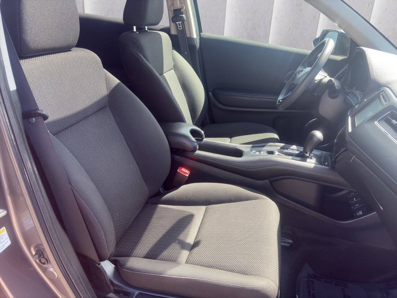 Used 2016 Honda HR-V EX image 14