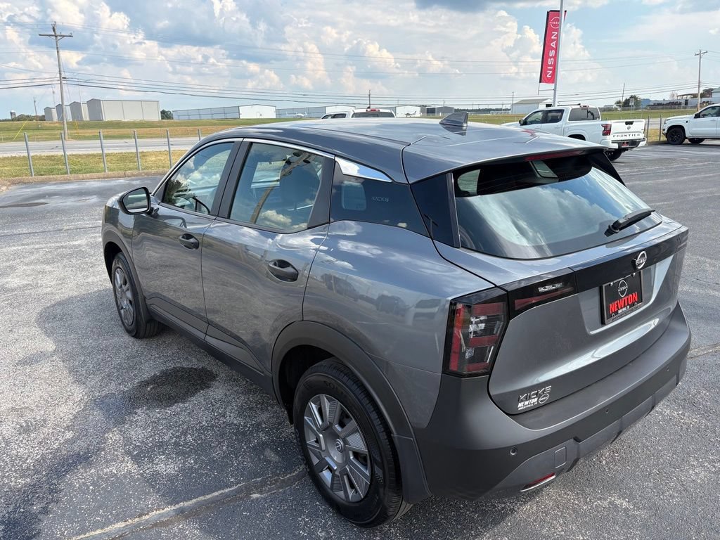 Used 2025 Nissan Kicks S FWD image 5