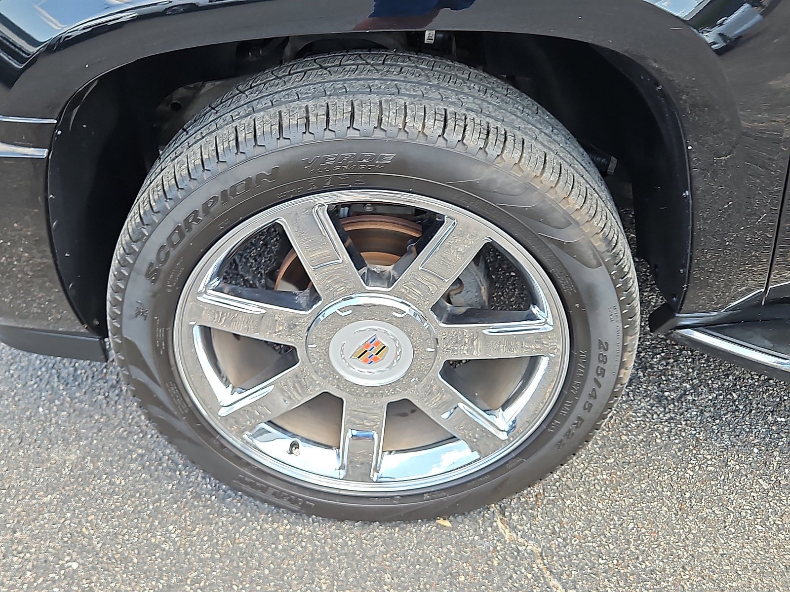 Used 2014 Cadillac Escalade Luxury RWD image 8