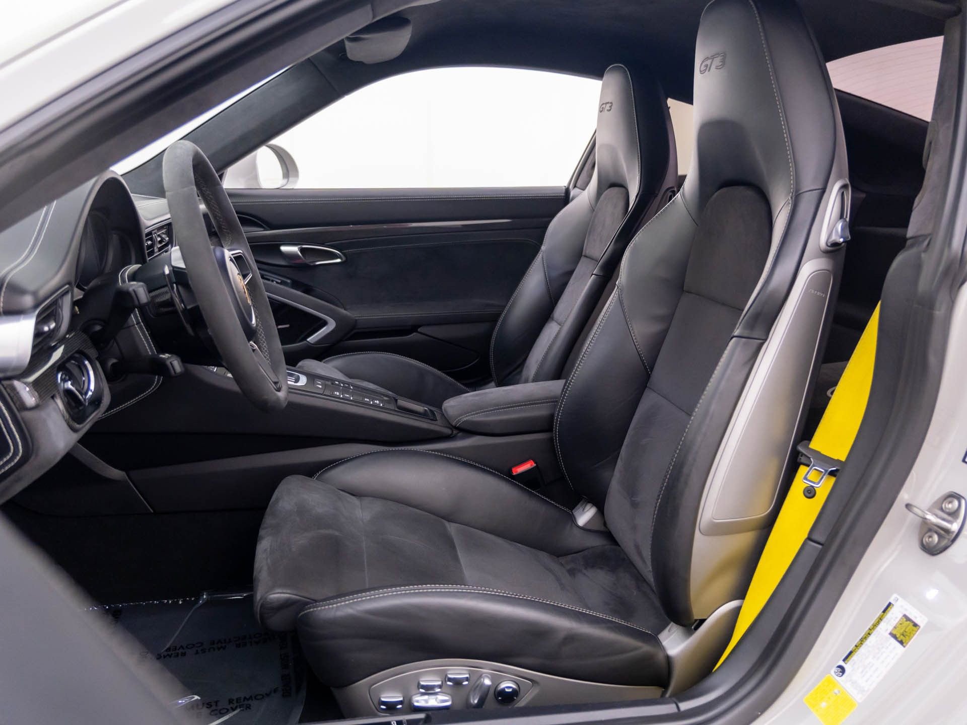 Used 2018 Porsche 911 GT3 RWD image 5