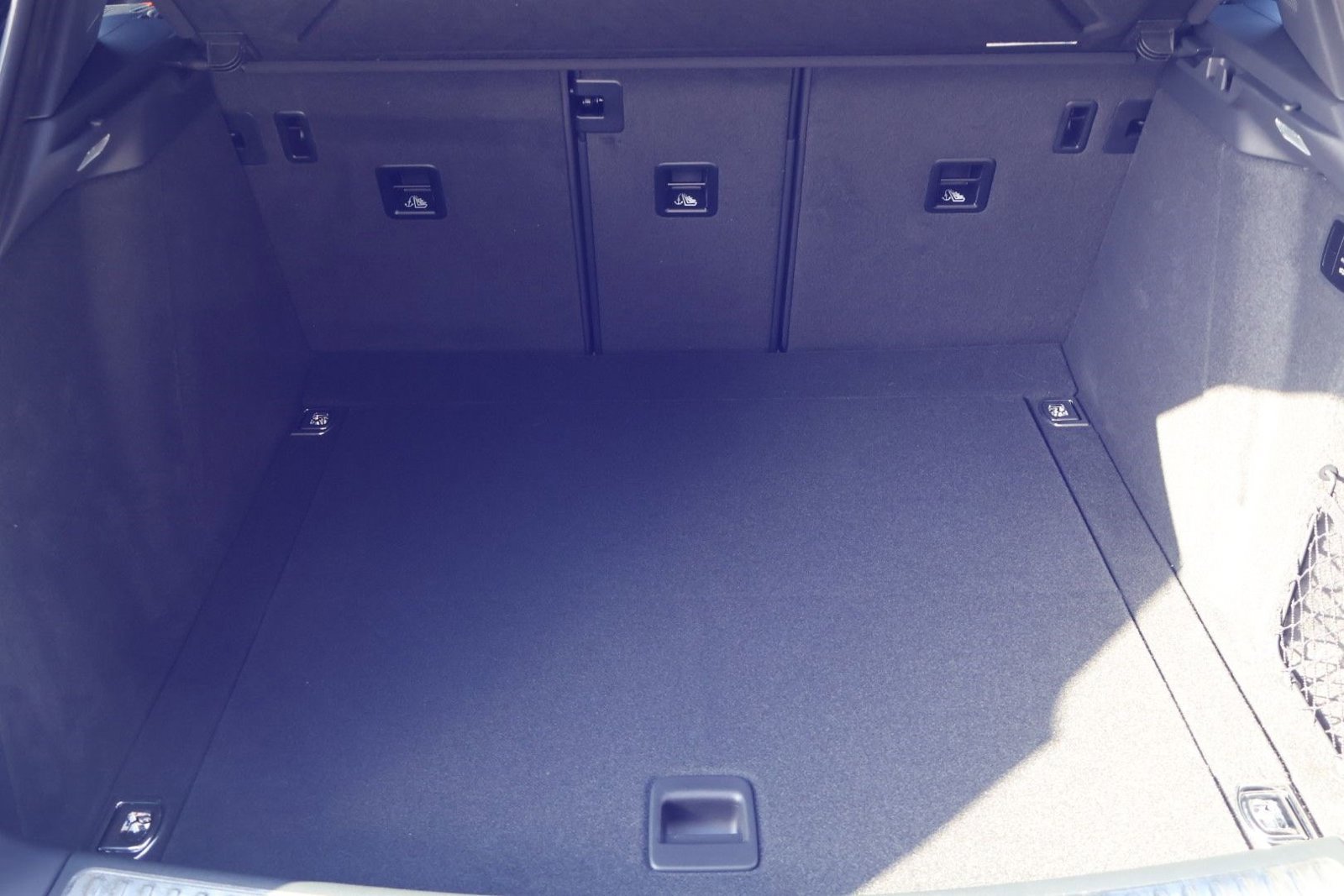 New 2026 Porsche Macan S image 22