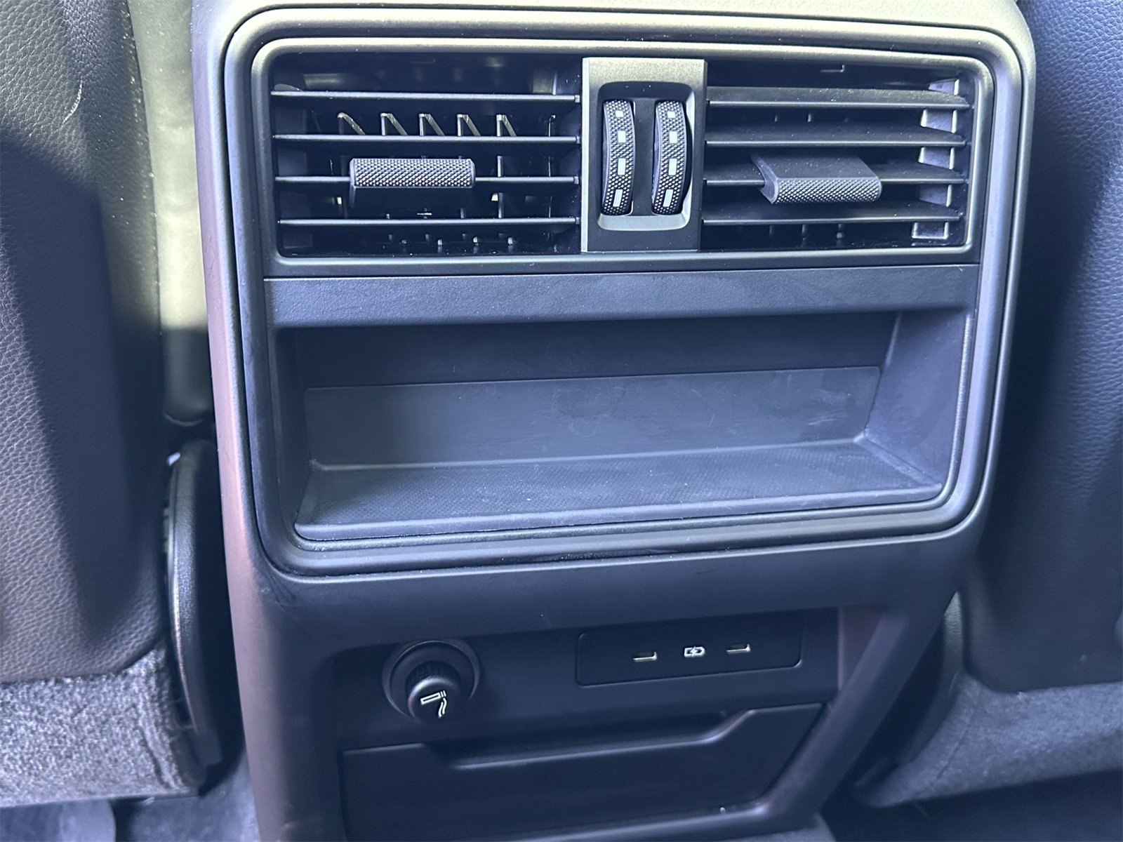 Certified 2024 Porsche Cayenne image 17