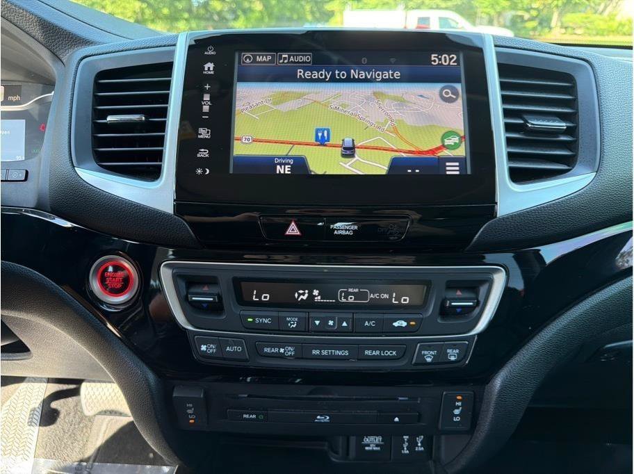 Used 2017 Honda Pilot Touring image 20