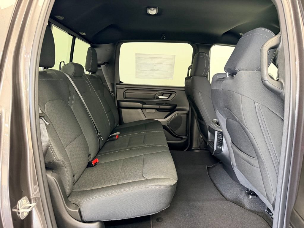 New 2026 RAM 1500 Express AWD/4WD image 8
