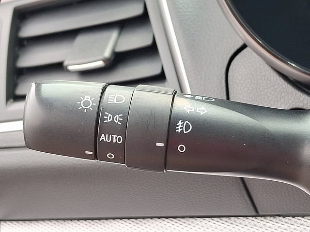 Used 2016 Subaru Outback 2.5i Premium AWD/4WD image 24
