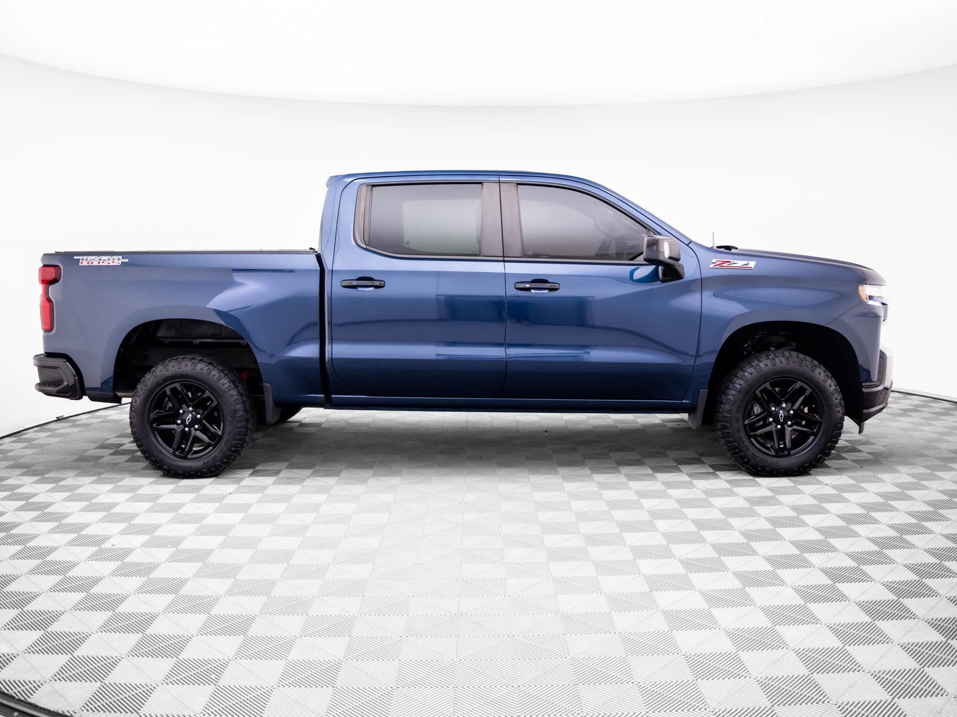 Used 2022 Chevrolet Silverado 1500 LT Trail Boss w/ Safety Package AWD/4WD image 7