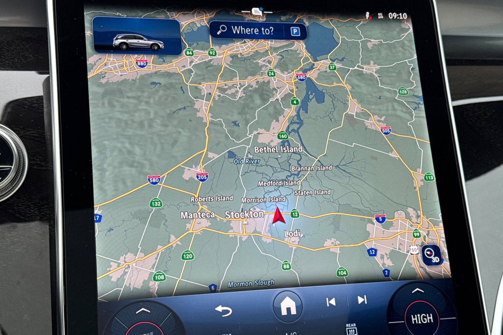 New 2026 Mercedes-Benz GLC 300 4MATIC image 19