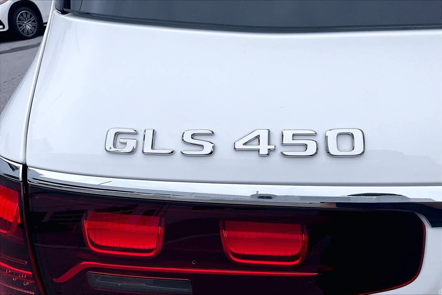 Certified 2026 Mercedes-Benz GLS 450 4MATIC image 27