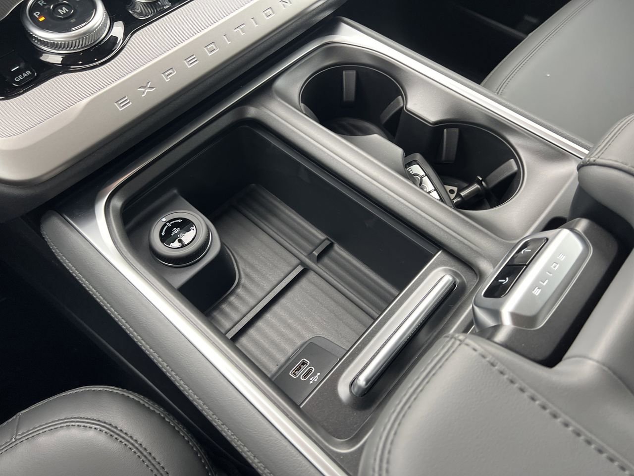 New 2026 Ford Expedition Max Active image 8