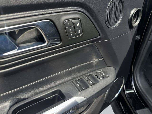 Used 2015 Ford Mustang GT Premium w/ Equipment Group 401A RWD image 21