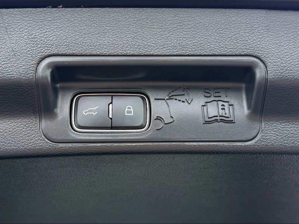 Used 2026 Ford Explorer ST image 11