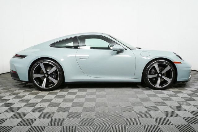 Certified 2026 Porsche 911 Carrera RWD image 29
